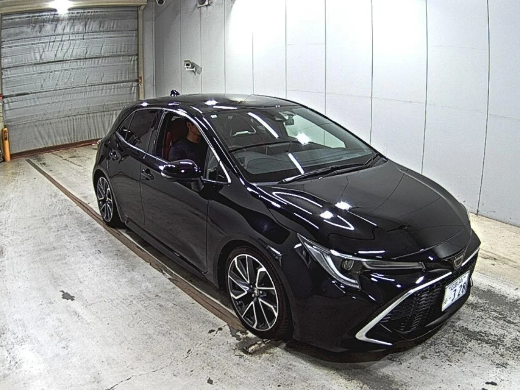 Toyota Corolla Hatchback NRE210H 2021